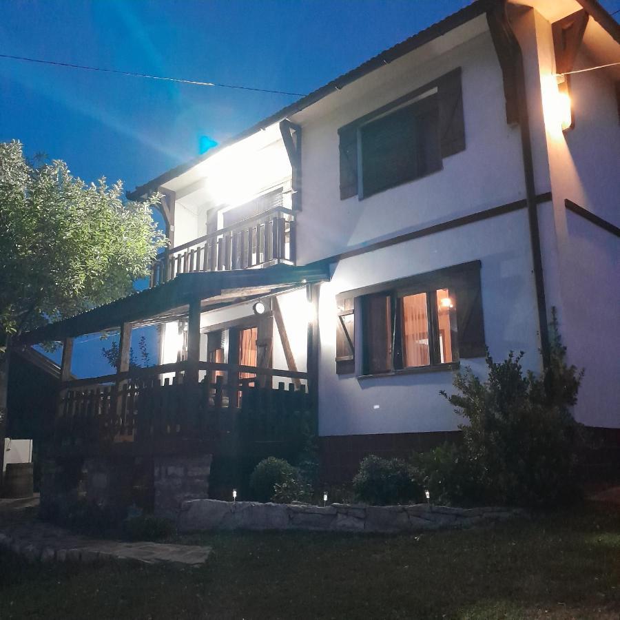 Vikendica I Vajat Vrbica Villa Kalesija Exterior photo